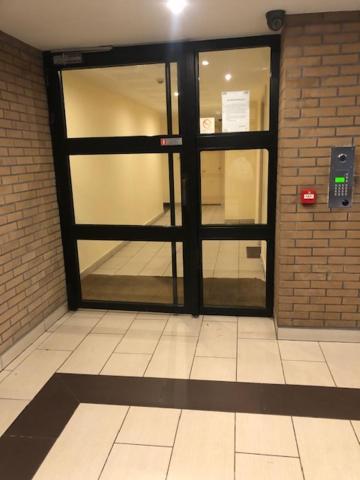 Logement Entier 2 Pieces Parking 5'Metro Saint-Denis  Esterno foto